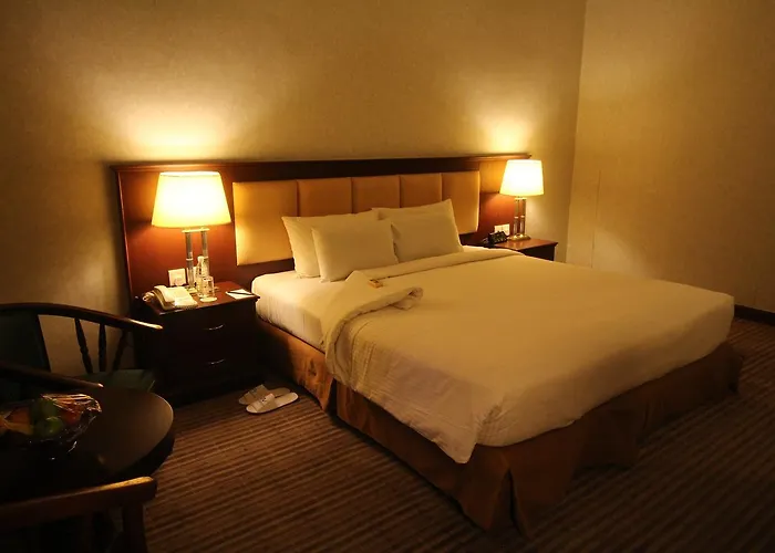Grand Riverview Hotel