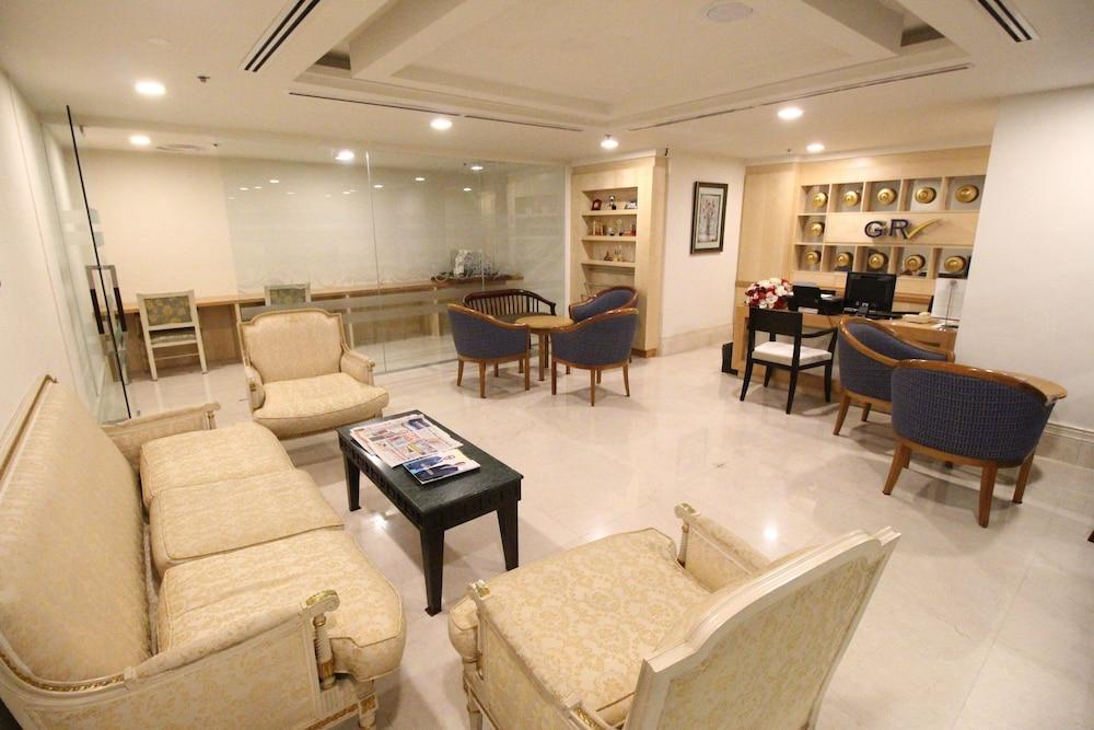 Grand Riverview 4*