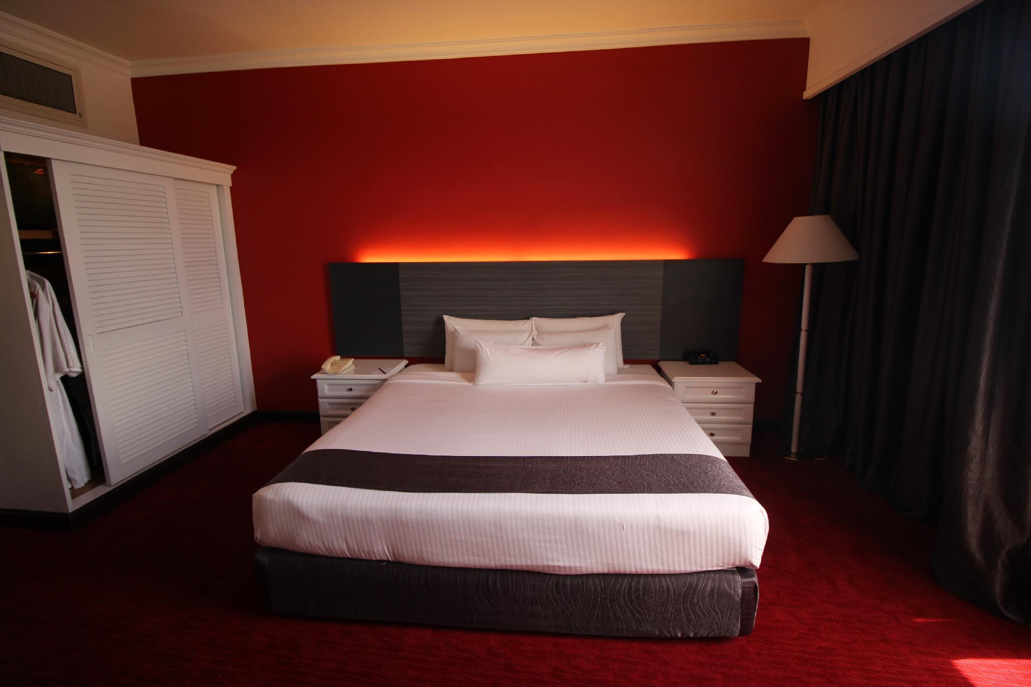 Hotel Grand Riverview 4*