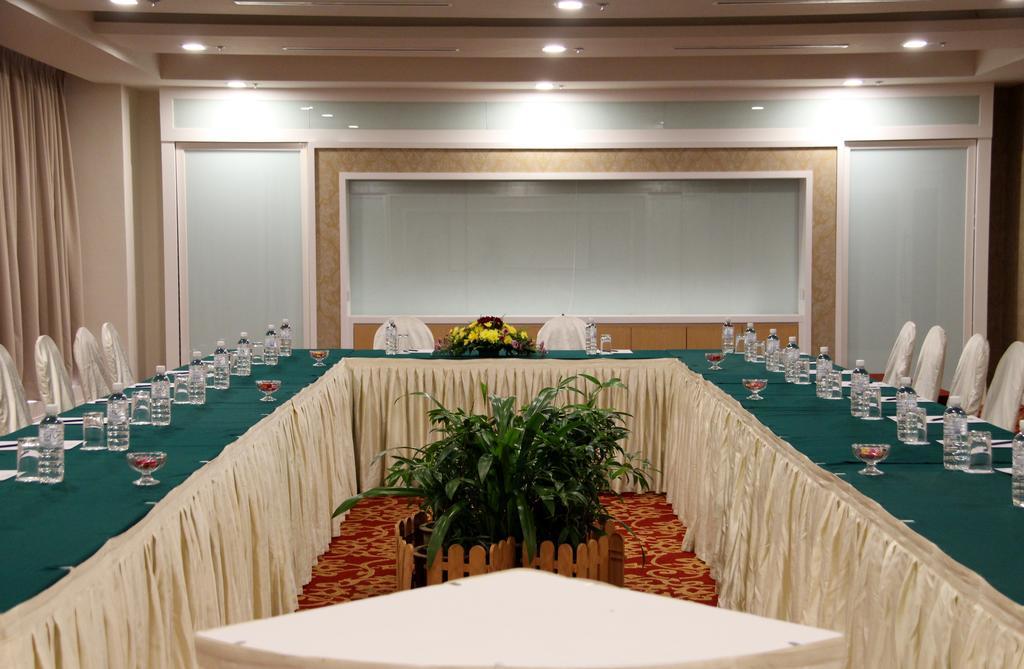 Hotel Grand Riverview